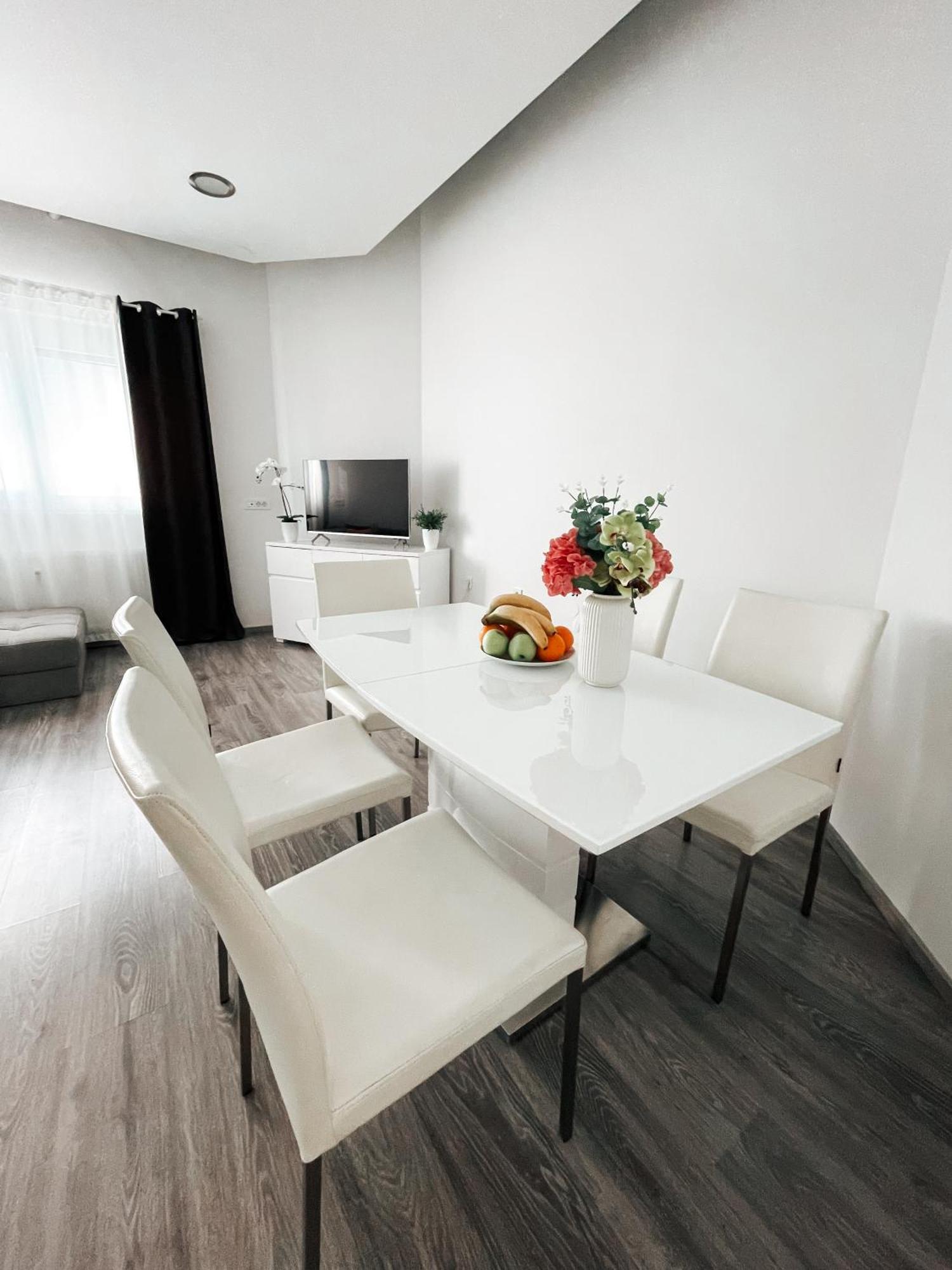 Apartment Kino 卢布尔雅那 外观 照片