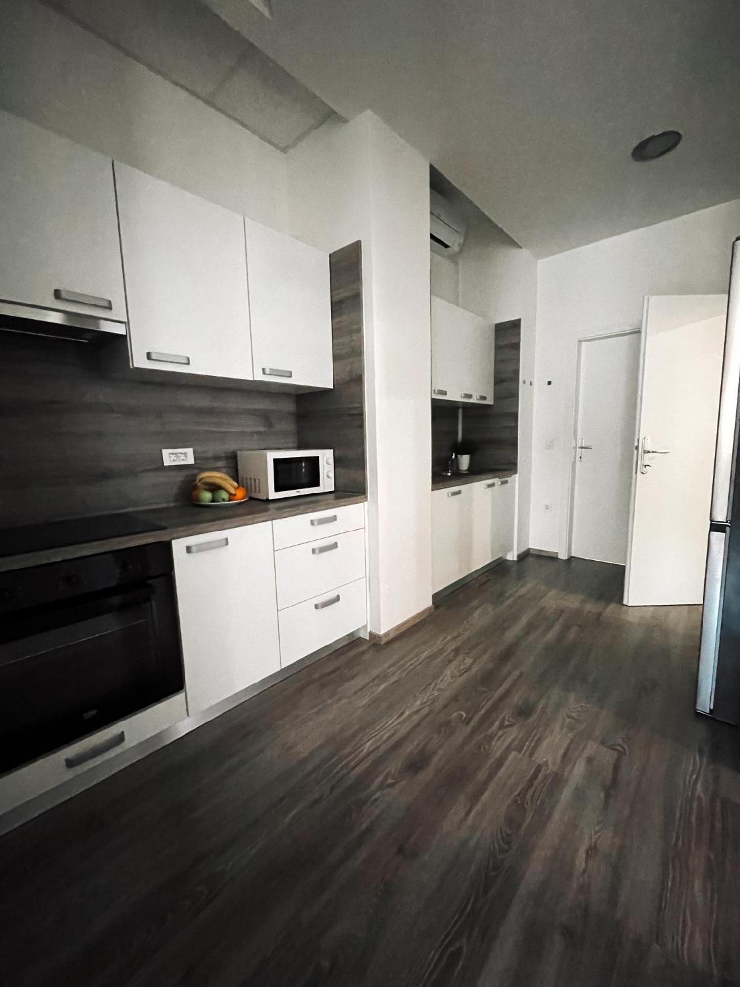 Apartment Kino 卢布尔雅那 外观 照片